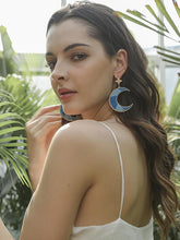 Split-color Crescent Knitting Earrings